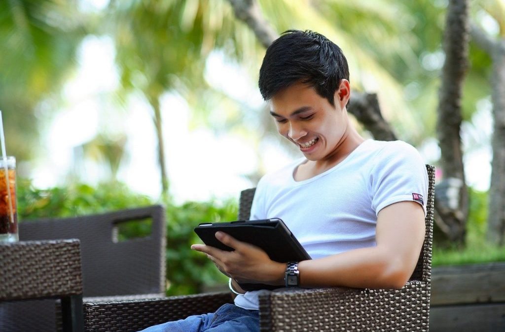 3 Essential Tools for the High Rolling Affiliate Marketer
